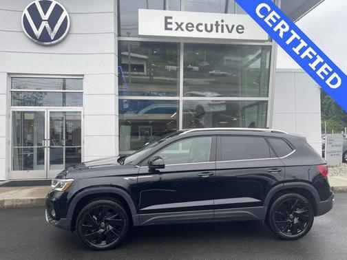 2024 Volkswagen Taos 1.5T SEL