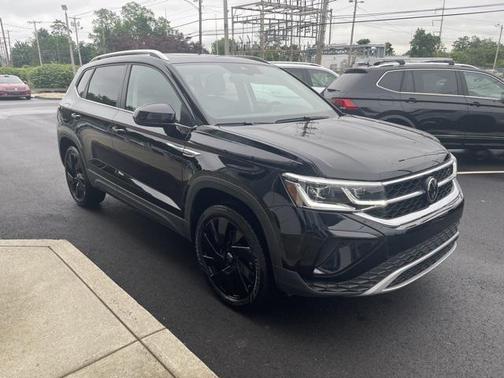 2024 Volkswagen Taos 1.5T SEL
