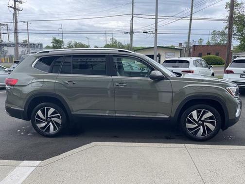2025 Volkswagen Atlas 2.0T SEL