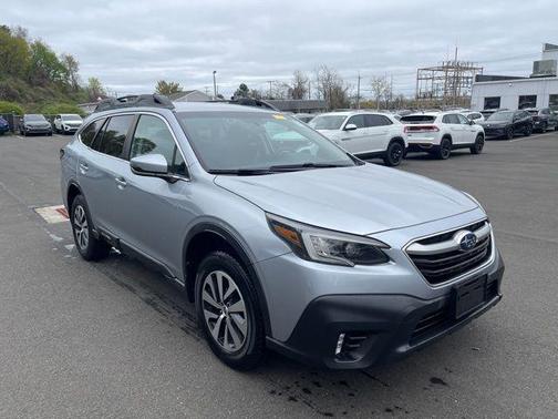 Ice Silver Metallic 2021 Subaru Outback Premium
