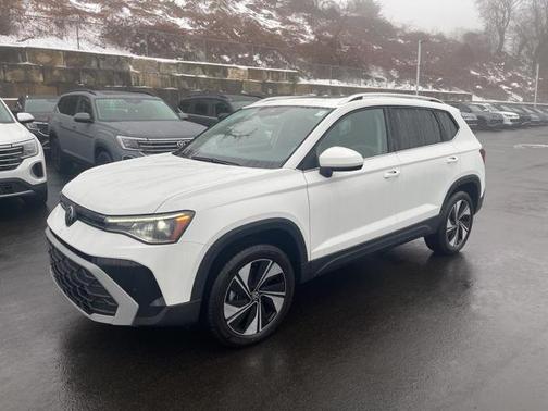 2025 Volkswagen Taos 1.5T SE