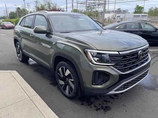 2025 Volkswagen Atlas Cross Sport 2.0T SE w/Technology 4MOTION