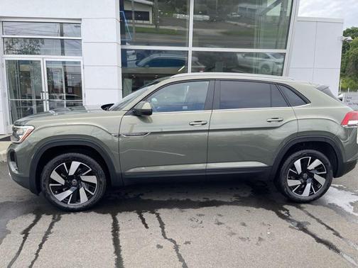 2025 Volkswagen Atlas Cross Sport 2.0T SE w/Technology 4MOTION