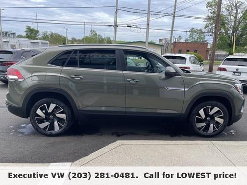 2025 Volkswagen Atlas Cross Sport 2.0T SE w/Technology 4MOTION