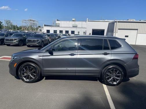 2022 Volkswagen Tiguan 2.0T SE 4MOTION