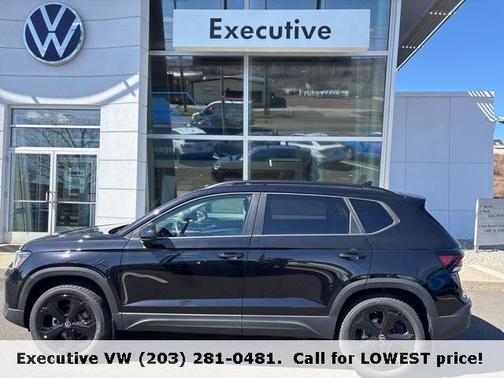 2025 Volkswagen Taos 1.5T SE Black