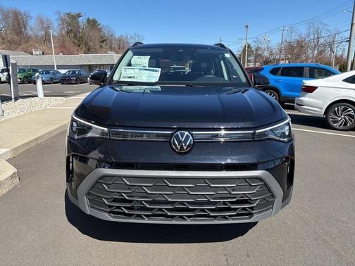 2025 Volkswagen Taos 1.5T SE Black