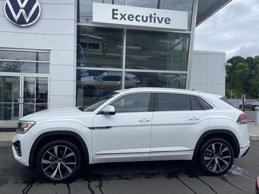 2025 Volkswagen Atlas Cross Sport 2.0T SEL Premium