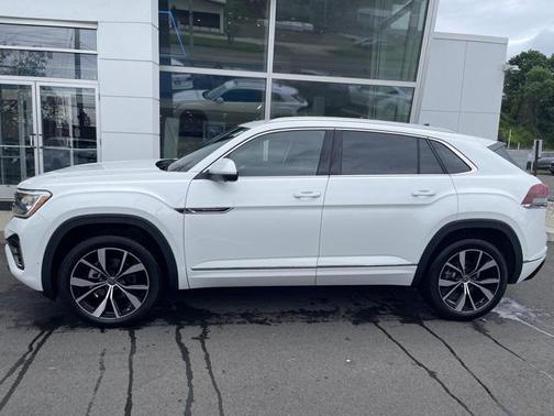 2025 Volkswagen Atlas Cross Sport 2.0T SEL Premium