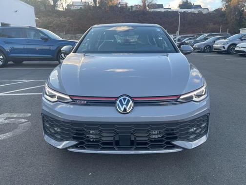2026 Volkswagen Golf GTI 2.0T SE DSG