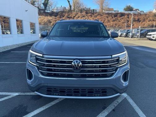 2026 Volkswagen Atlas 2.0T SE w/Technology 4MOTION