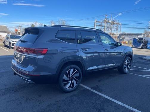 2026 Volkswagen Atlas 2.0T SE w/Technology 4MOTION