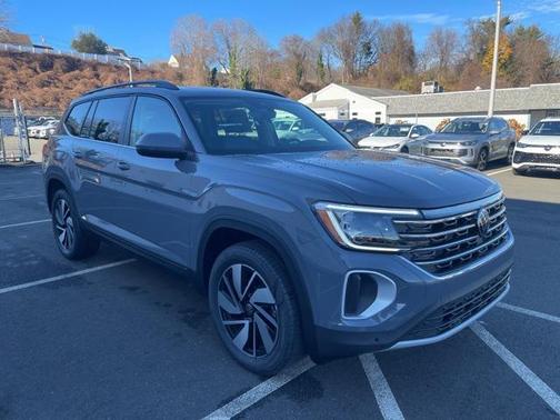 2026 Volkswagen Atlas 2.0T SE w/Technology 4MOTION