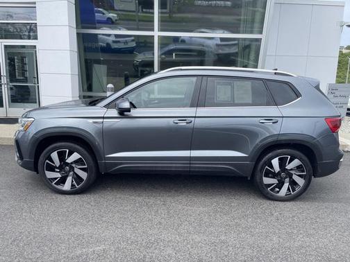 2024 Volkswagen Taos 1.5T SEL