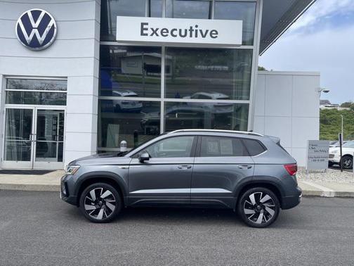 2024 Volkswagen Taos 1.5T SEL