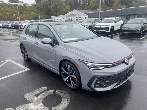2025 Volkswagen Golf GTI 2.0T SE DSG