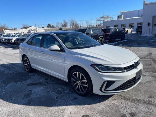 2025 Volkswagen Jetta 1.5T SE