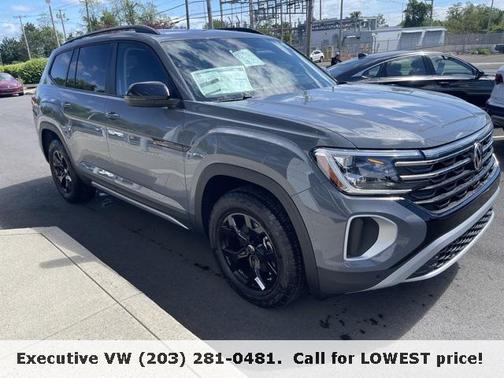2025 Volkswagen Atlas 2.0T Peak Edition