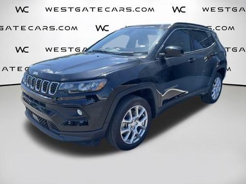 Diamond Black 2024 Jeep Compass Latitude Lux