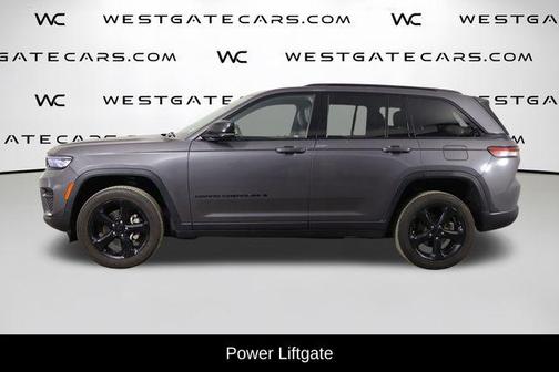 Metallic 2023 Jeep Grand Cherokee Altitude