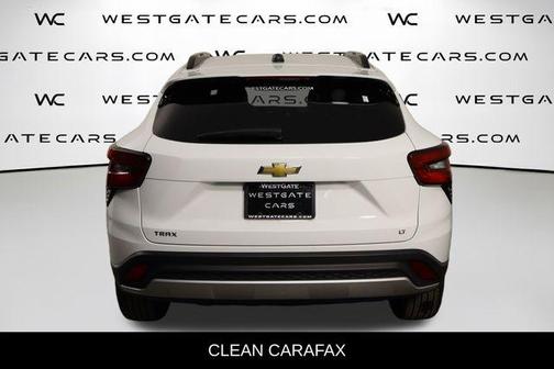 Summit White 2025 Chevrolet Trax LT