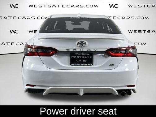 Wind Chill Pearl 2024 Toyota Camry SE