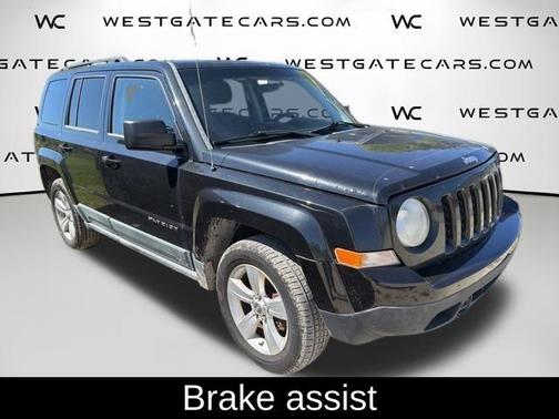 Brilliant Black Crystal Pearlcoat 2011 Jeep Patriot Sport