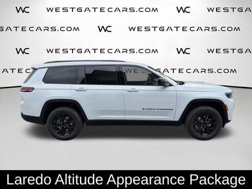Bright White Clearcoat 2026 Jeep Grand Cherokee L Laredo