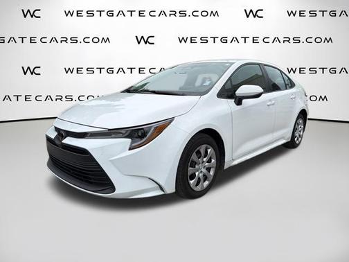 Ice 2024 Toyota Corolla LE