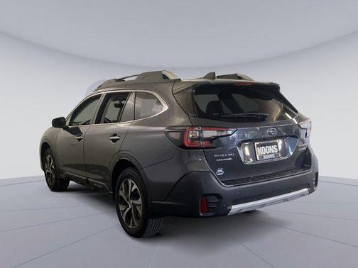 2022 Subaru Outback Touring XT