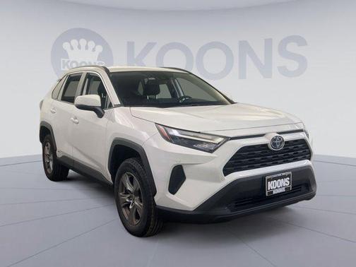 2024 Toyota RAV4 Hybrid XLE