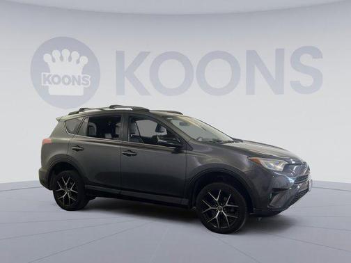 2018 Toyota RAV4 SE