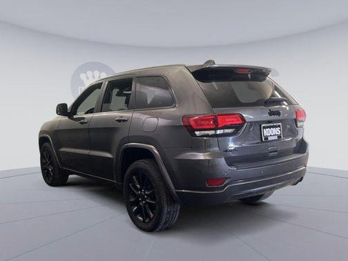 2021 Jeep Grand Cherokee Laredo