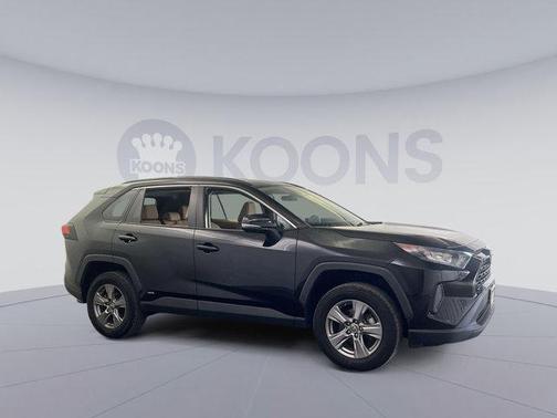 2022 Toyota RAV4 Hybrid LE