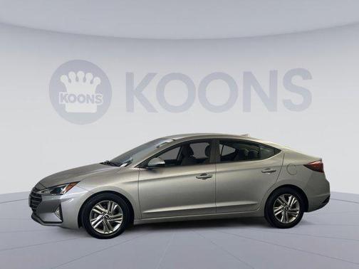 2020 Hyundai ELANTRA SEL