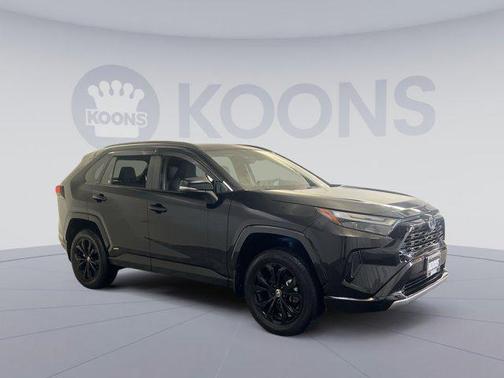 2024 Toyota RAV4 Hybrid SE