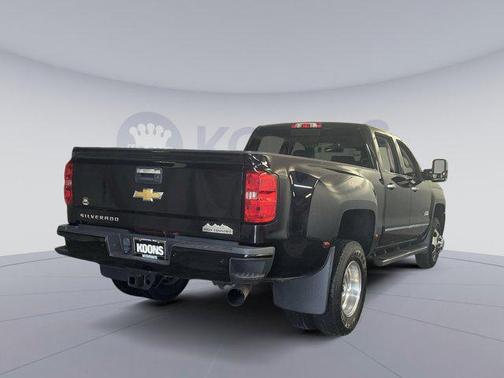 2015 Chevrolet Silverado 3500 High Country