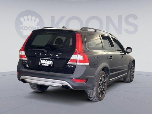 2016 Volvo XC70 T5 Platinum
