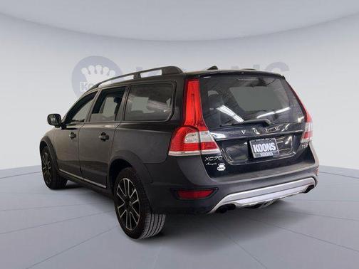 2016 Volvo XC70 T5 Platinum