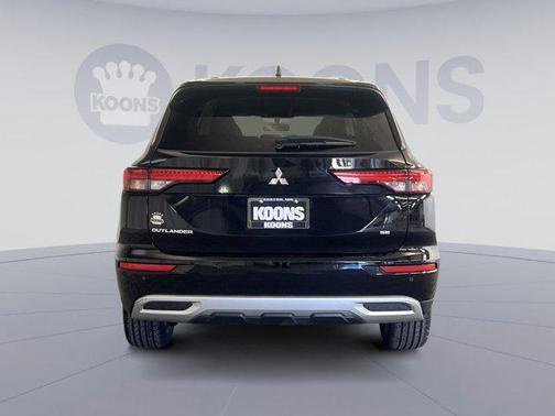 2024 Mitsubishi Outlander SE Black Edition w/Pano Roof S-AWC