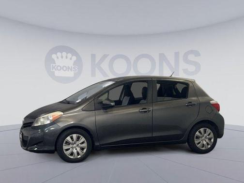 2013 Toyota Yaris LE
