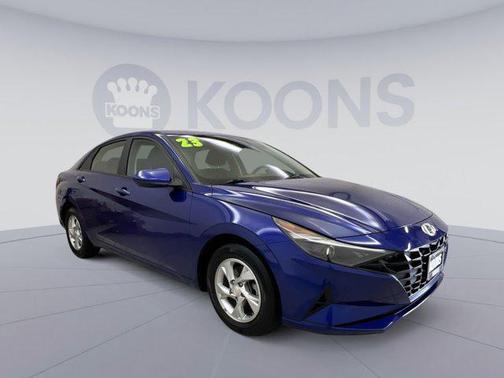 2023 Hyundai ELANTRA SE