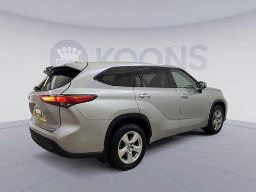 2021 Toyota Highlander LE