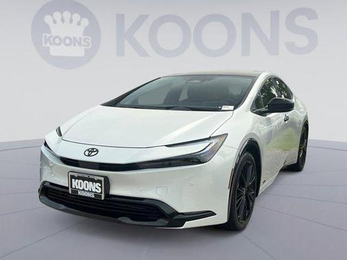 2025 Toyota Prius L