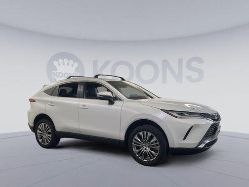 2024 Toyota Venza XLE
