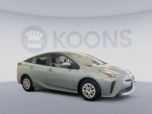 2019 Toyota Prius L