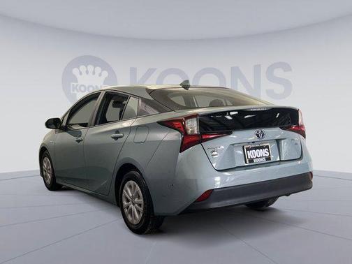 2019 Toyota Prius L