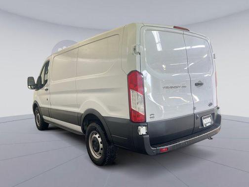 2020 Ford Transit-250 Base