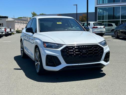 Glacier White Metallic 2023 Audi SQ5 3.0T Premium Plus