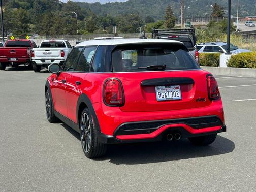 Chili Pepper Red 2024 MINI Hardtop Cooper S